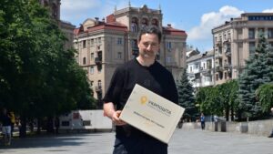 Скільки йде посилка Укрпоштою: точні терміни на 2026 рік