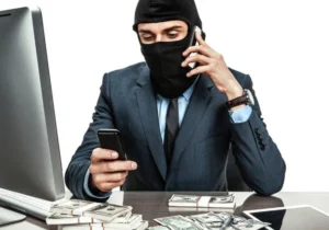 Телефонують і мовчать: нова схема шахраїв і поради українцям