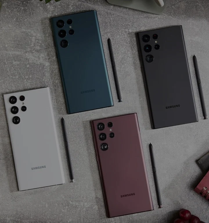 Чотири моделі Galaxy S27: стандартна, Plus, Pro та Ultra з S Pen у різних кольорах