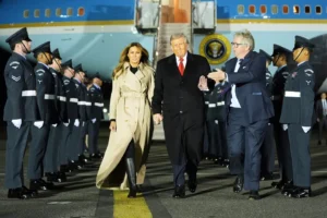 ЗМІ оприлюднили кадри евакуації Трампа, Меланії та Венса
