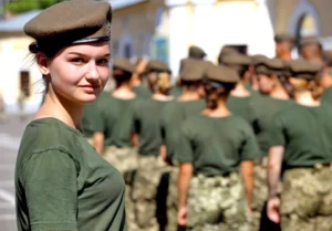 Військовий облік жінок: все, що потрібно знати