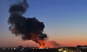 Взрывы в Полтаве: густой чёрный дым над городом после атаки дронов