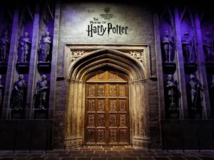 Музей Гаррі Поттера: магія за лаштунками студії Warner Bros.