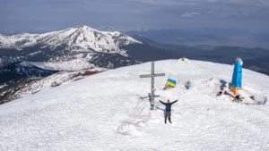 Найвища точка України: Говерла — вершина, що підкорює серця