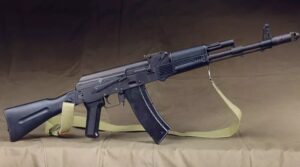 Вага ак 74: точні цифри, варіанти та реальний вплив на стрільбу