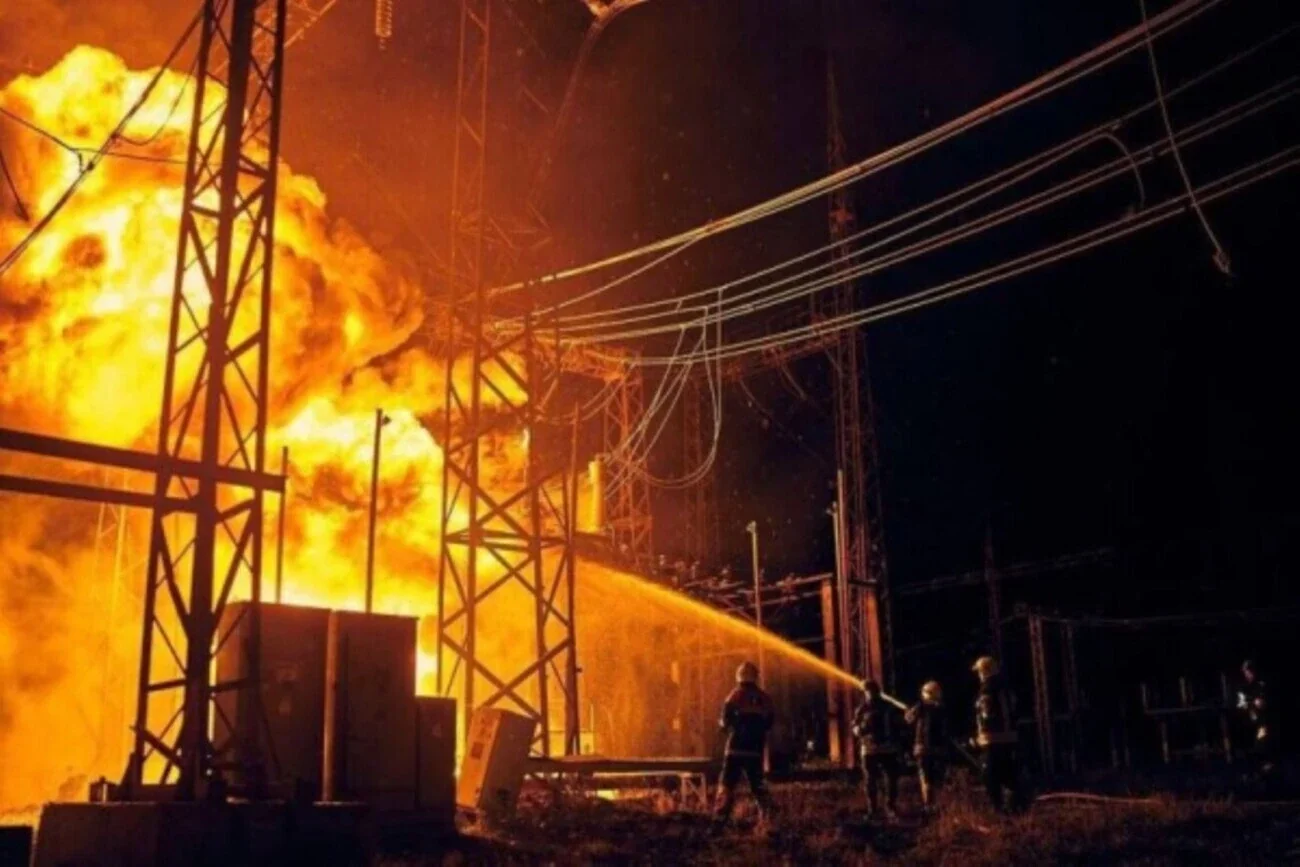 Пожежа на електропідстанції в Криму після удару по енергетиці