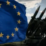 Флаг ЕС и пусковая установка ракет Patriot для ВСУ