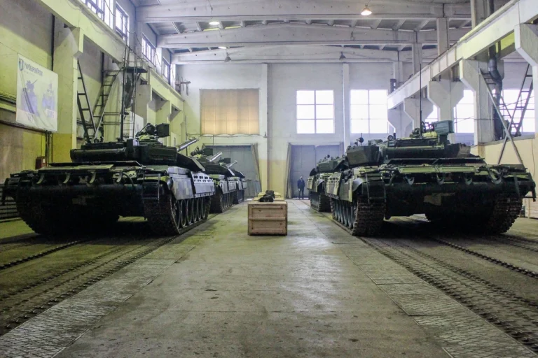 Танковий завод Львів: історія і роль в обороні